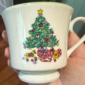 Gibson Christmas Tree Mug